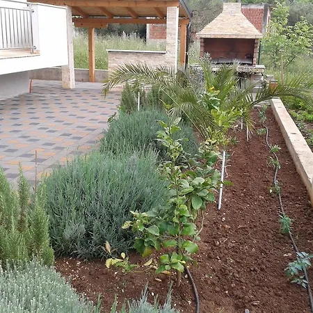 Apartmani Bepo Διαμέρισμα Sveti Filip i Jakov