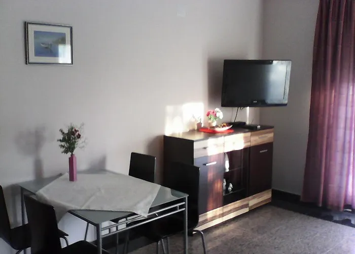Apartmani Bepo Apartment *